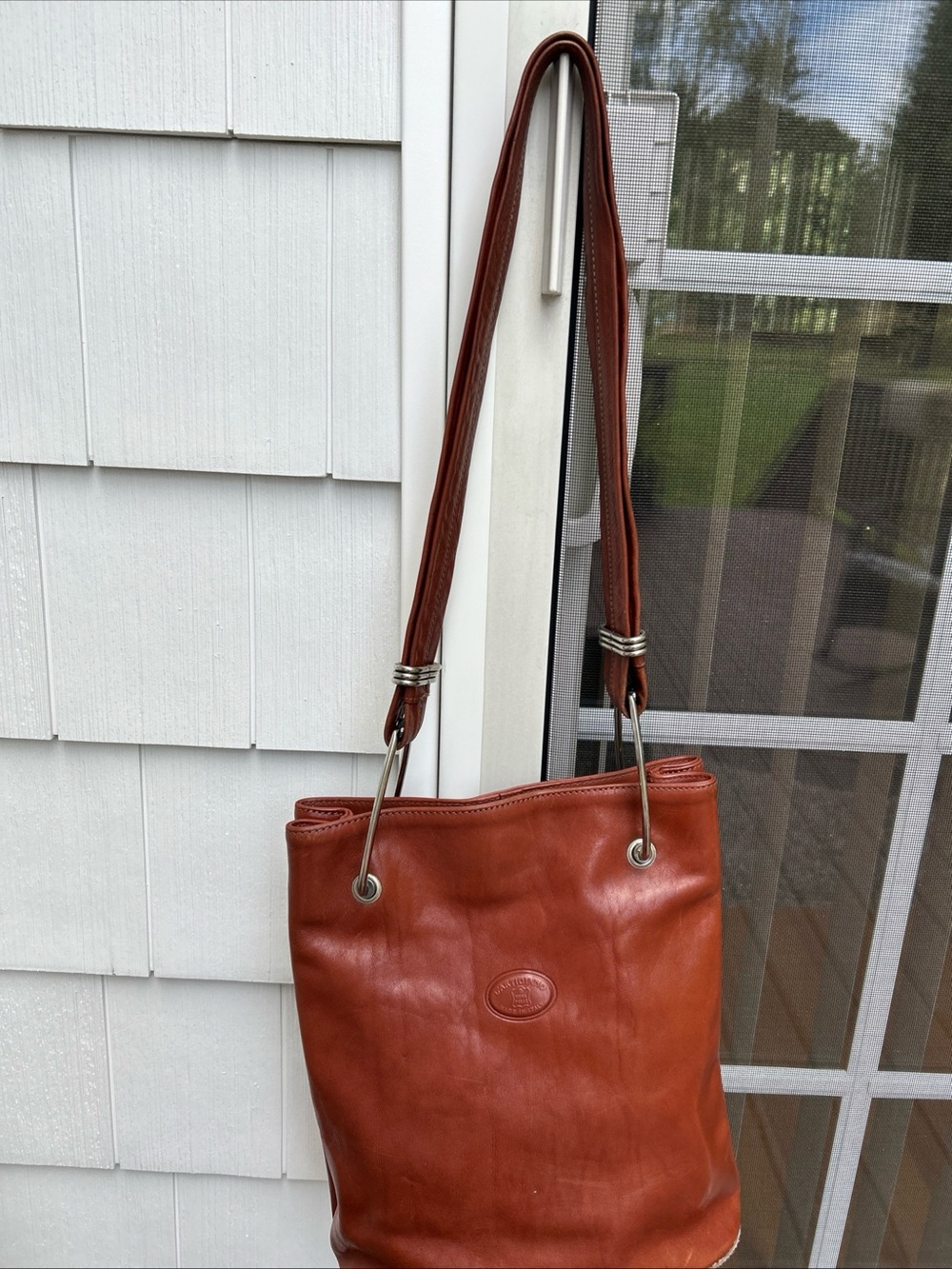 Vintage brown L'ARTIGIANO Italian leather handbag w/ dual shoulder straps